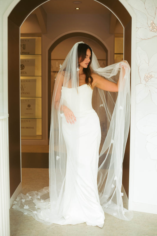Kris Veil